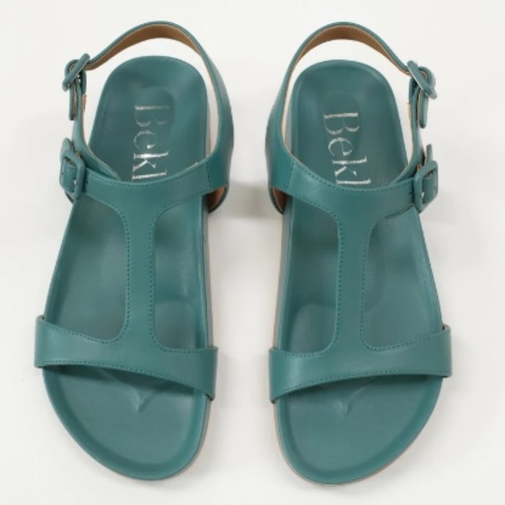 Beklina Travel Sandals in Cypress Size 10